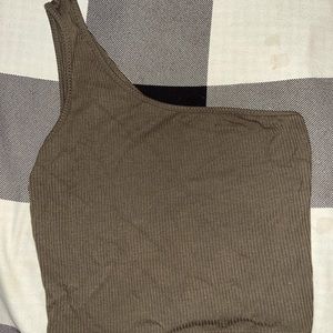 One shoulder tank top